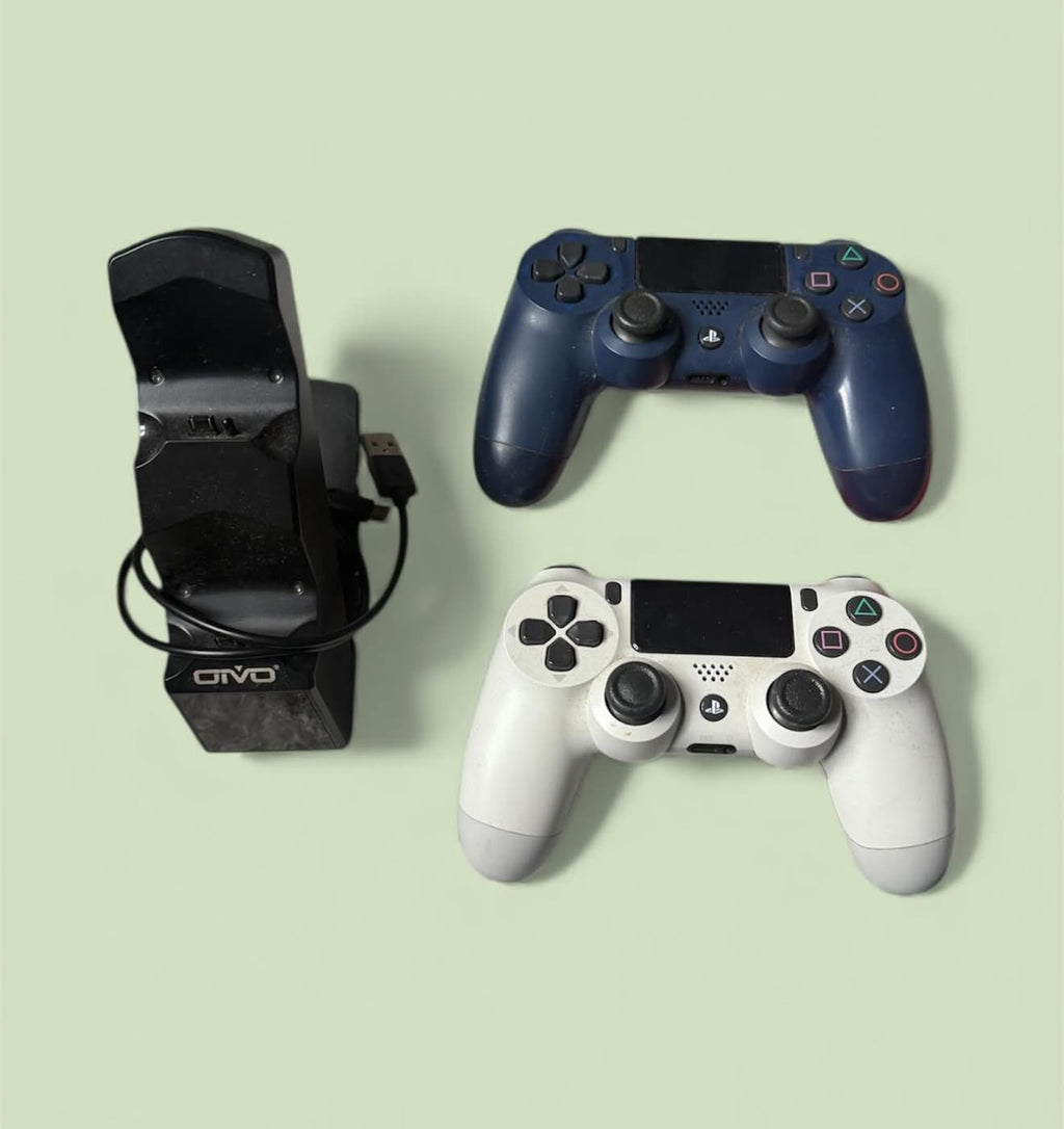 PlayStation 4 Pro 1TB Star Wars Battlefront ll Limited Edition Console ( Used ) in great condition